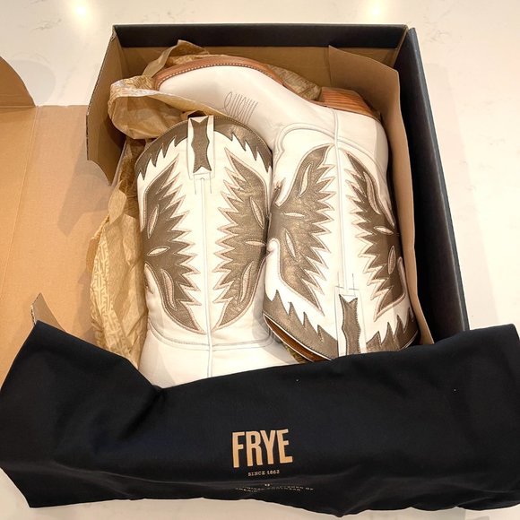 Frye Shoes - Frye : Leather Cowboy Boots Mid Calf Height : White & Taupe : Leather: 7.5